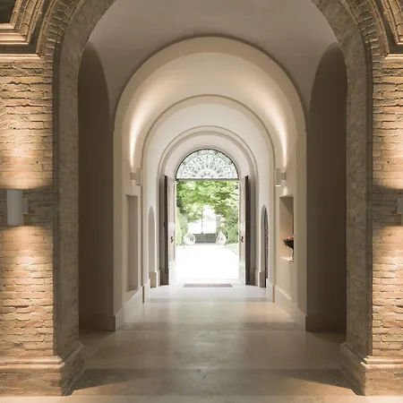 Corallo Relais Chateaux Hotel 5*