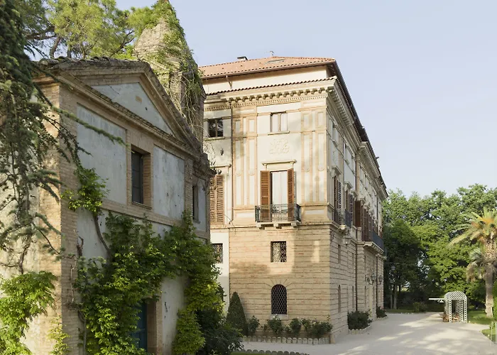 Corallo 5* Sant'Omero